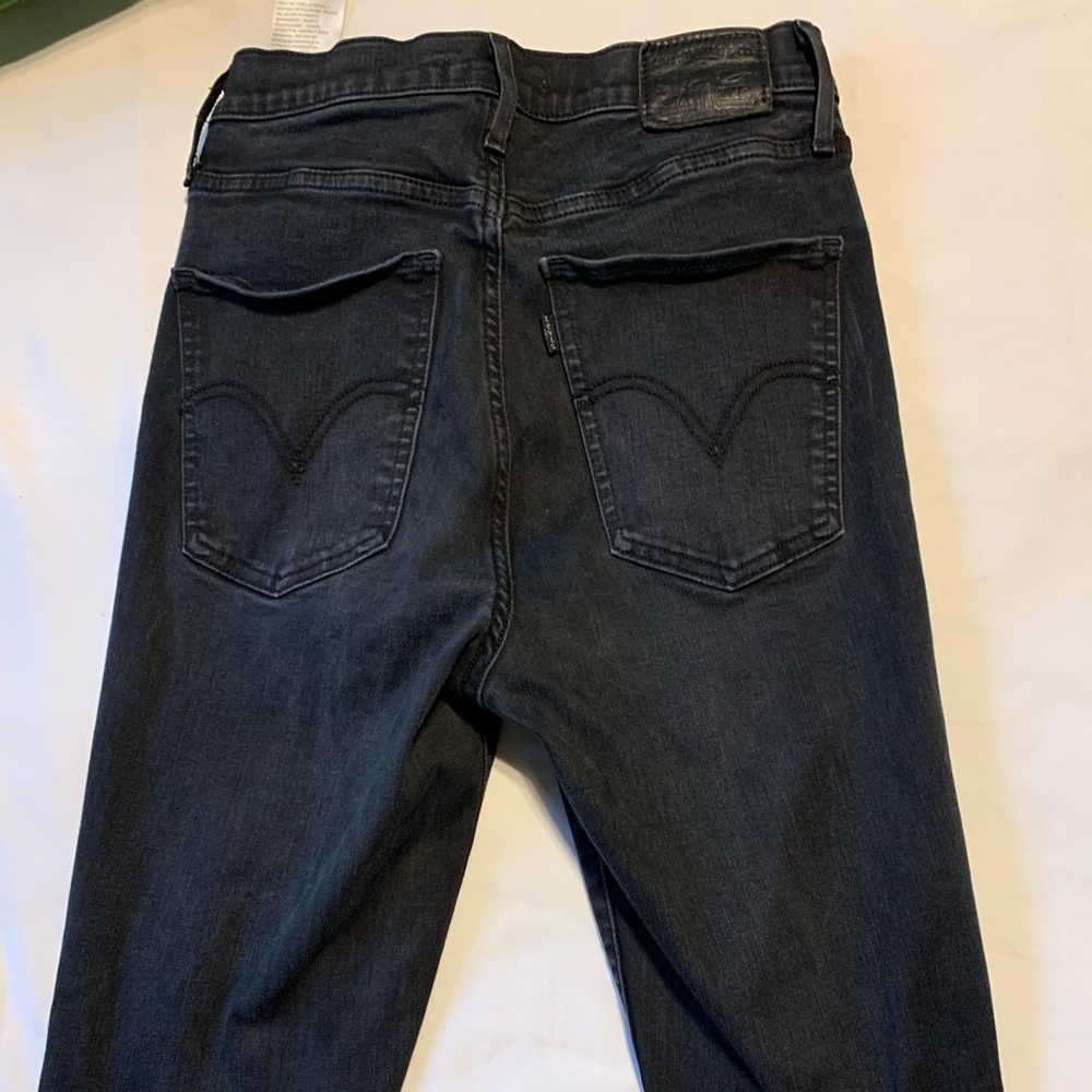 Black Levi Skinny Jeans Size 29